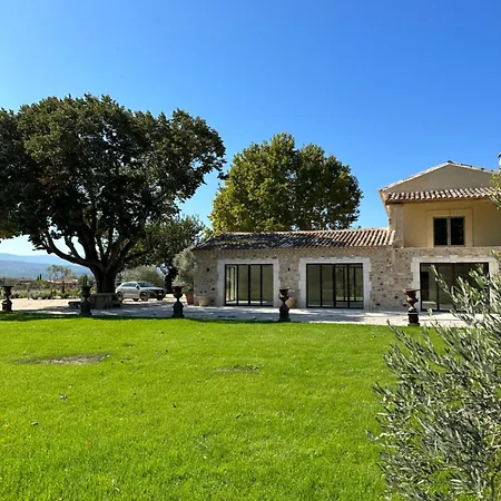 Domaine D’egenia * Roussillon en Isere